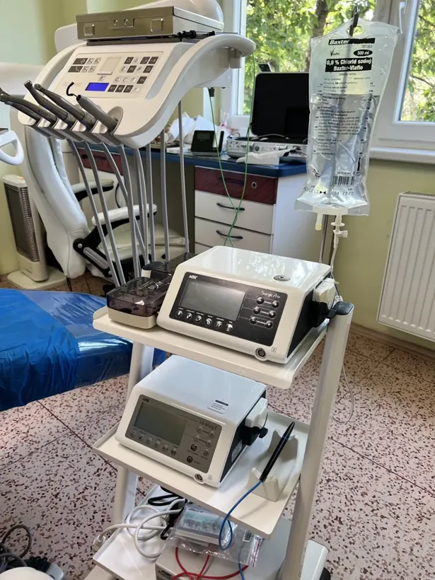 Chirurgická súprava NSK pre implantológiu a piezochirurgiu